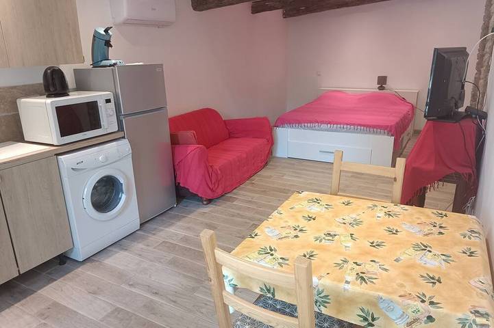 Gîte pour 2 personnes, avec piscine et jardin à Crestet - 3