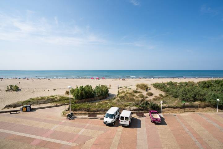 Appartement entier, Appartement 'Appartement Face À La Mer' avec vue sur mer et terrasse privée in Le Couchant, La Grande-Motte