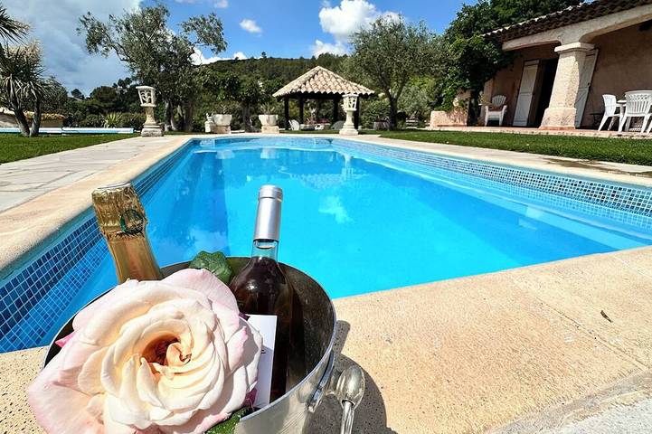 Villa pour 6 personnes, avec jardin - 1
