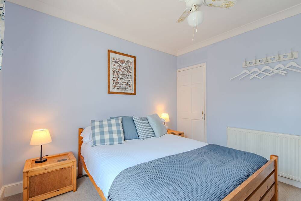 Quaint fisherman’s cottage tucked away in a quite Deal street in Whitstable, Kent