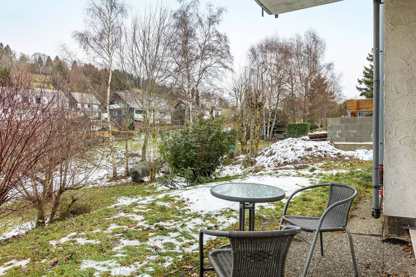 Ganze Wohnung, Apartment 'Fewo Heidelbeere' mit gemeinsamer Terrasse, Garten und Wlan in Usseln, Willingen