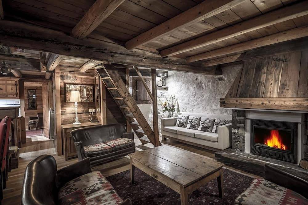 Precioso ático bajo el techo de una casa de campo a 200 metros de los ascensores. in Parque Nacional de Vanoise