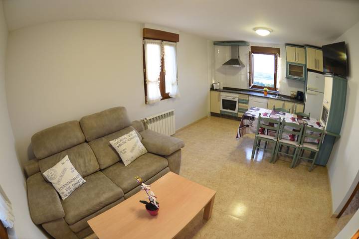 Entire apartment, Cozy apartment in Mogro, 63 m² with private pool! in Mogro, Miengo