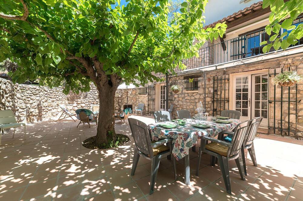 Bas de Villa Provençale in Claviers, Région de Draguignan