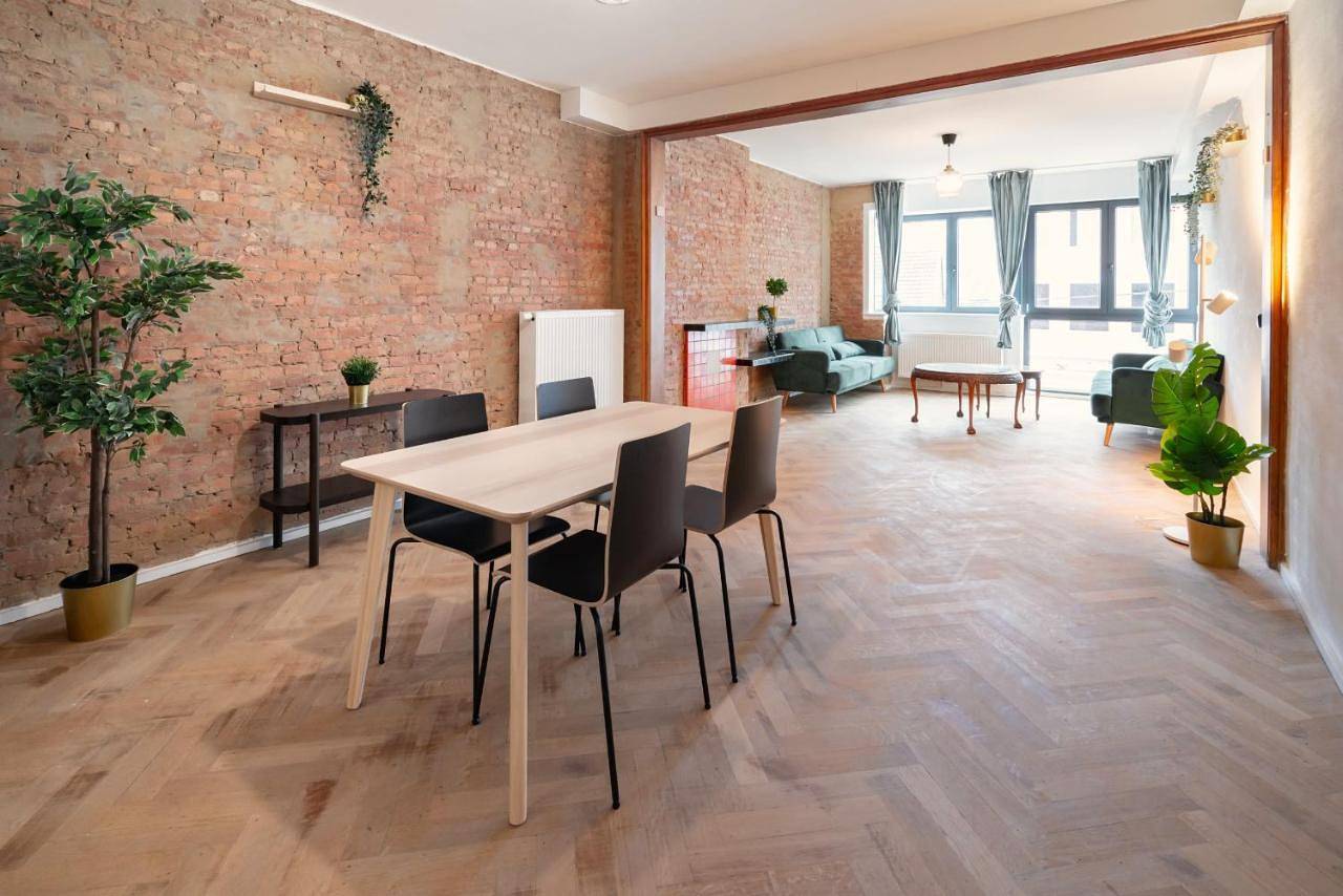 Geheel appartement, Charming and Spacious Apartments in the Heart of Antwerp in Antwerpen, Antwerpen en omgeving