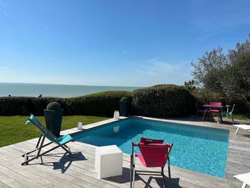 Cottage pour 8 personnes, avec jardin ainsi que piscine et vue à L'Houmeau