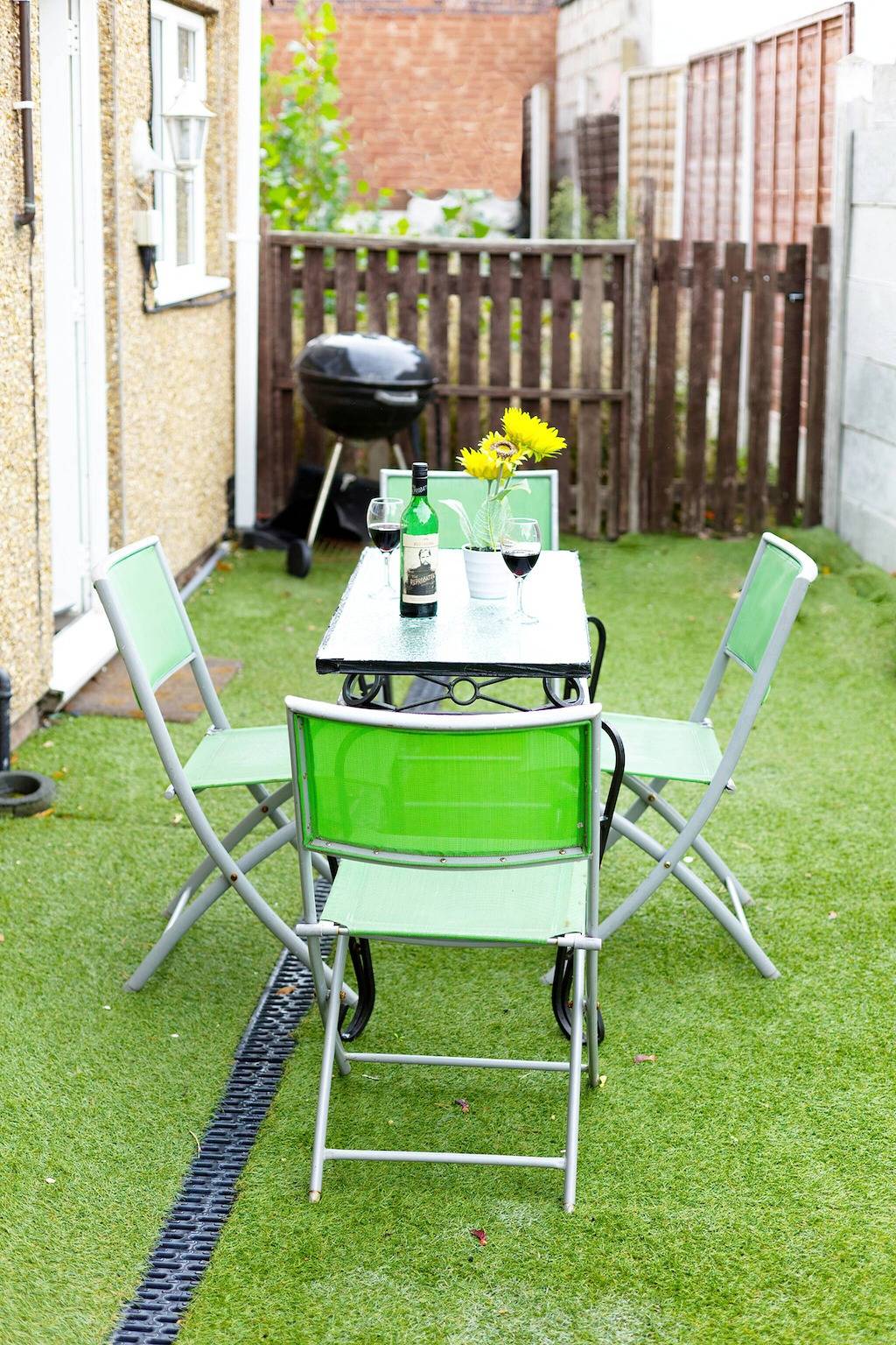 Habitación doble con jardín Netflix y aparcamiento gratuito in Wolverhampton, Birmingham y alrededores
