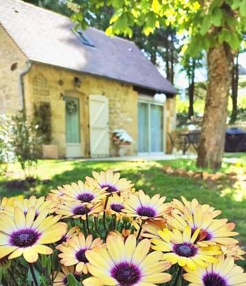 Location de vacances pour 2 personnes, avec jardin à Payrignac