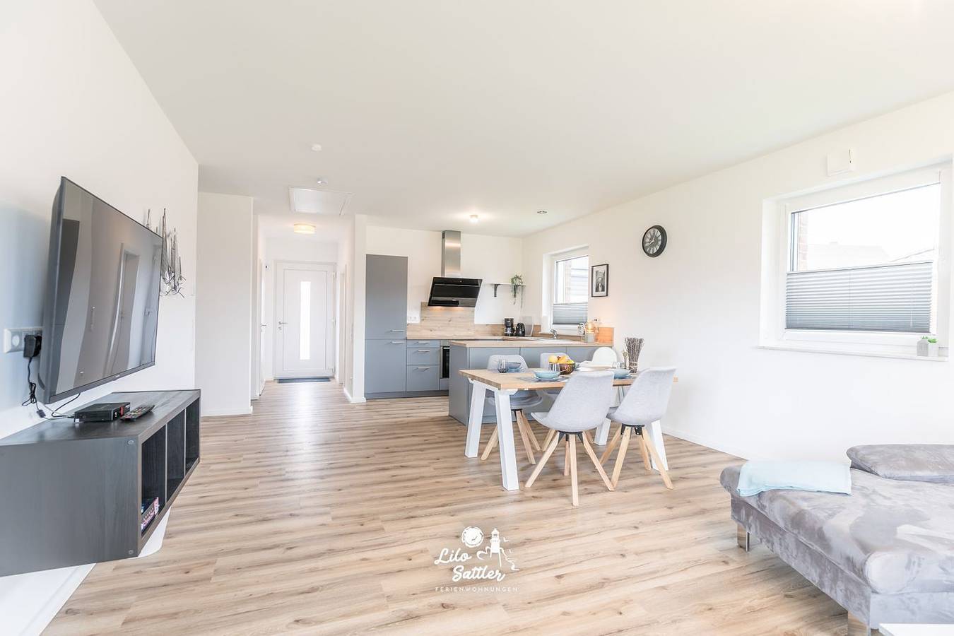 Top-Neubau Ferienhaus für 4 Personen mit Hund + Terrasse und Garten in Büsum, Dithmarschen