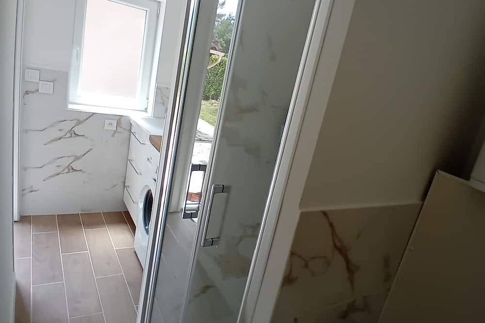 Ganze Wohnung, Quiet apartment with pool in Peymeinade, Mittelmeerküste (Frankreich)