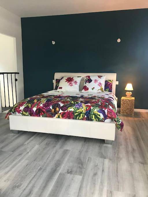 Location de vacances pour 2 personnes, avec vue et jardin à Laudun-l'Ardoise - 3