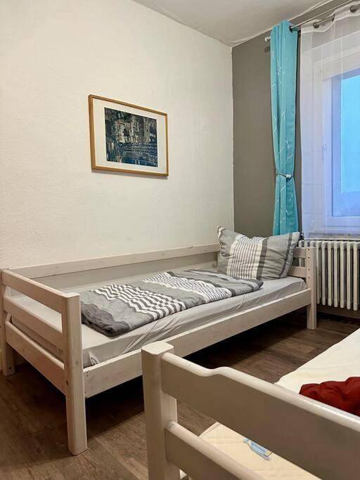 Ferienwohnung für 8 Personen, mit Balkon und Terrasse sowie Ausblick in Kall - 4