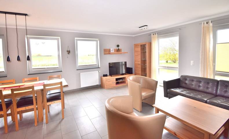 Ferienhaus für 8 Personen, mit Garten und Terrasse sowie Sauna auf Fehmarn