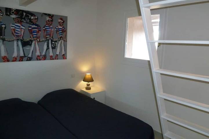 Gîte pour 6 personnes, avec jardin ainsi que balcon et piscine, animaux acceptés dans Golfe De Santa Giulia - 4