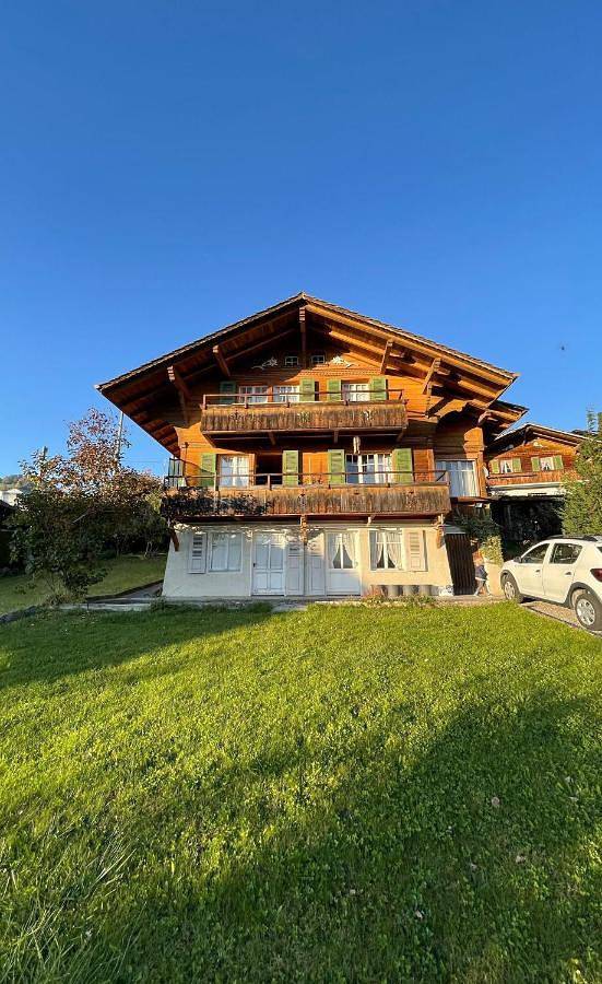 Three-Bedroom Chalet in Sigriswil, Thunersee