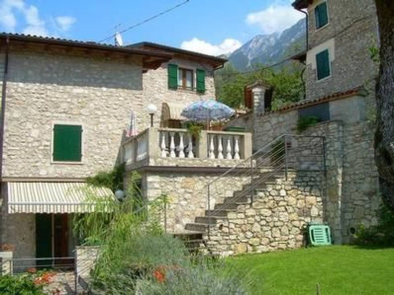 Appartement entier, Appartement Mountain View à Brenzone sul Garda in Brenzone, Montagnes autour du lac de Garde