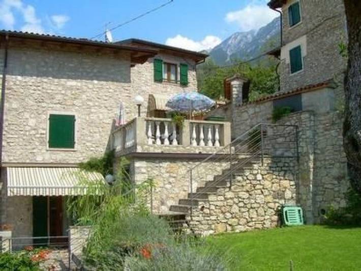 Ferienwohnung für 4 Personen, mit Terrasse und Garten sowie Seeblick am Gardasee - 3