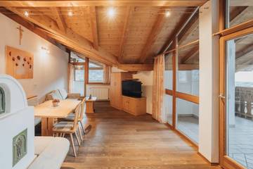 Ferienwohnung für 6 Personen, mit Garten und Balkon sowie Sauna in Riffian