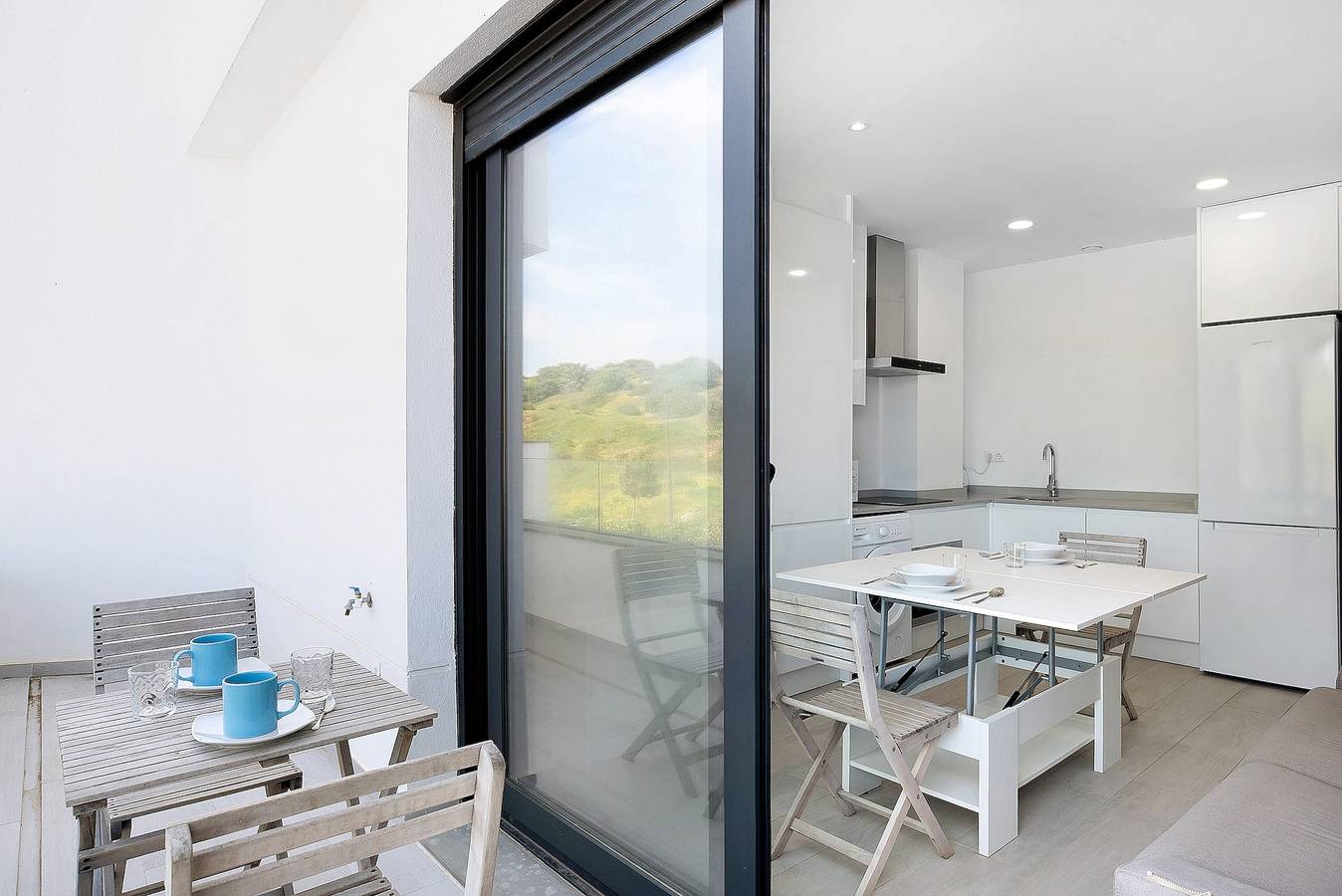 Apartamento entero, Apartamento 'Kitesurf Y Alojamiento' con vistas al mar, Wi-Fi y aire acondicionado in Playa de Los Lances, Tarifa