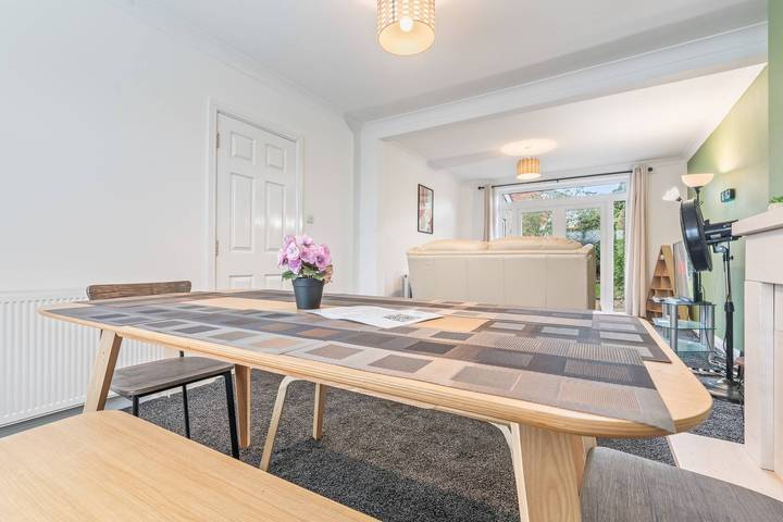 Beautiful 5 Bedroom Home in Coventry 14min to Nec in Coventry, Birmingham Area