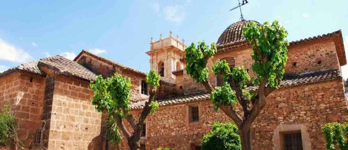 Chalet para 14 personas, con jardín además de piscina y vistas, Se admiten mascotas en Hoya de Buñol - 2