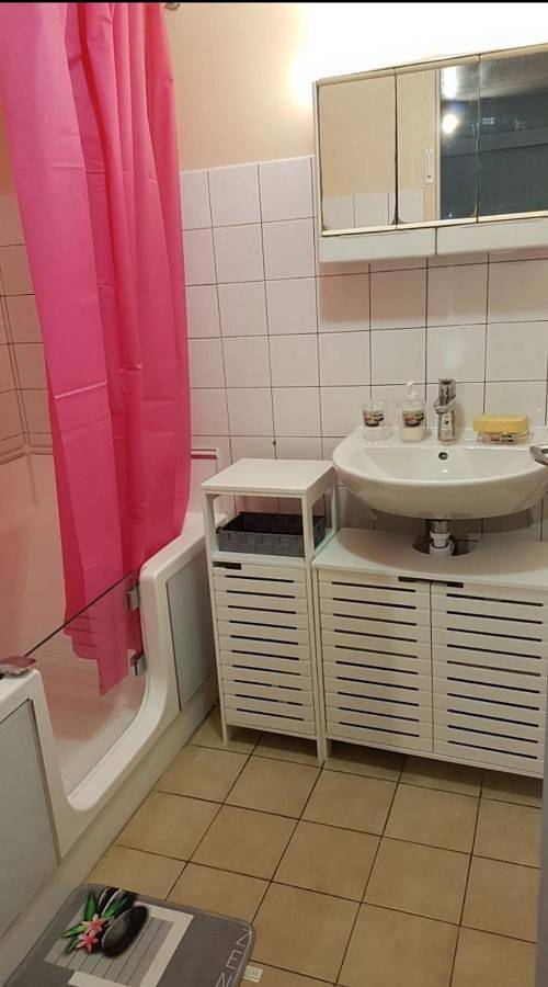 Location de vacances pour 7 personnes, avec balcon à Vertrieu - 2