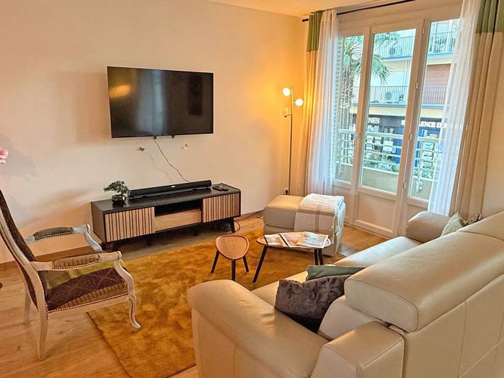 Gîte pour 5 personnes, avec Terrasse dans Casino De Sainte Maxime