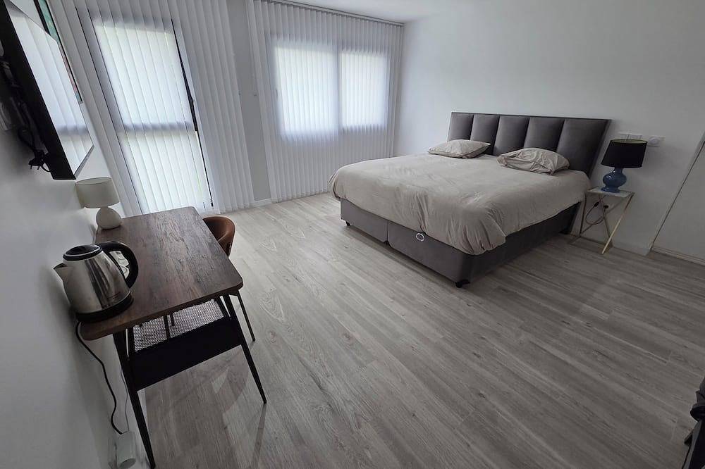 Le 46 Villa cosy et moderne .  Entre Paris , Disneyland  et le Parc Asterix in Villiers-sur-Marne, Val-de-Marne