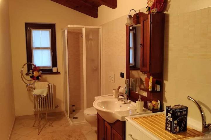 Gîte pour 6 personnes, avec jardin et balcon, animaux acceptés à Villar San Costanzo - 4