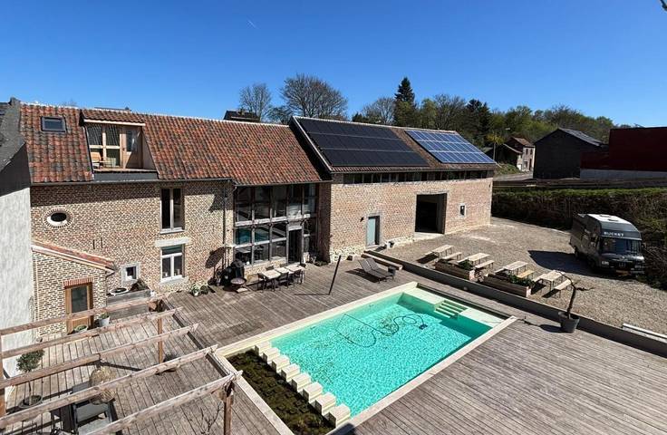 Chambre d’hôte pour 2 personnes, avec jardin ainsi que vue et piscine à Tongres