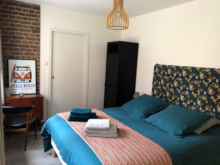 Location de vacances pour 3 personnes, avec Terrasse ainsi que Jardin et Vue à Nielles-lès-Bléquin