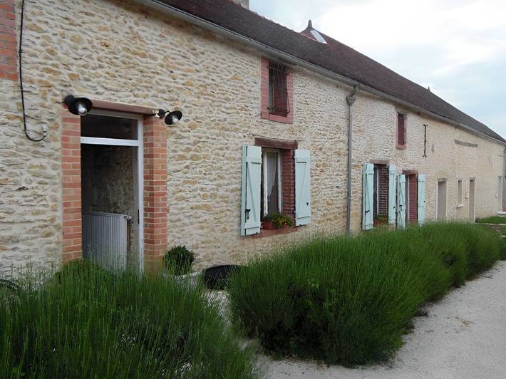 Chambre d’hôte pour 2 personnes, avec jardin et piscine, animaux acceptés