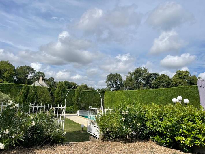 Location de vacances pour 4 personnes, avec jardin ainsi que piscine et vue à Vernou-sur-Brenne - 3