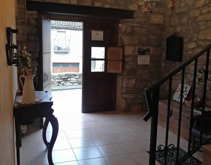 Casa rural para 11 personas, con balcón y jacuzzi, Se admiten mascotas en Provincia de Lleida - 2