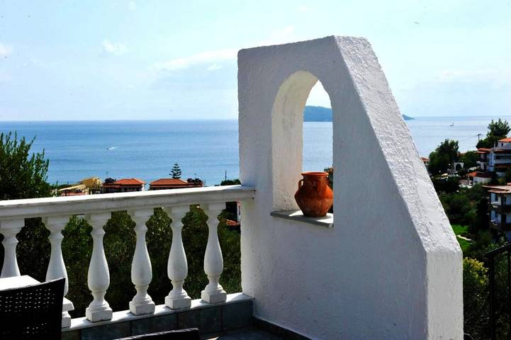 Ferienwohnung für 5 Personen, mit Ausblick und Garten sowie Pool auf Skiathos - 4