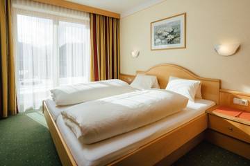 Gîte pour 4 personnes, avec jardin ainsi que terrasse et vue à Serfaus