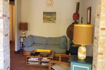 Gîte pour 6 personnes, avec sauna ainsi que terrasse et jardin dans Plage de Gigaro