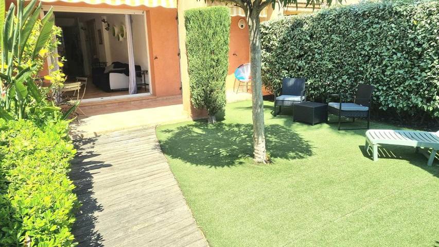 Gîte pour 4 personnes, avec jardin dans Plage de l'Argentière - 3