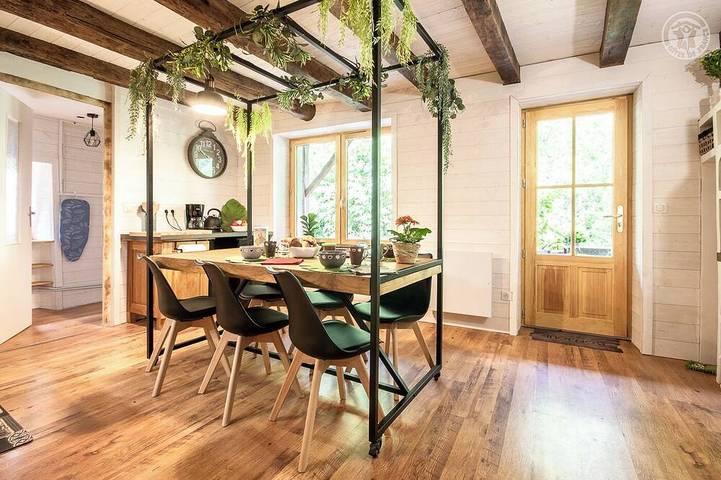 Location de vacances pour 6 personnes, avec balcon à Saint-Pierre-d'Albigny