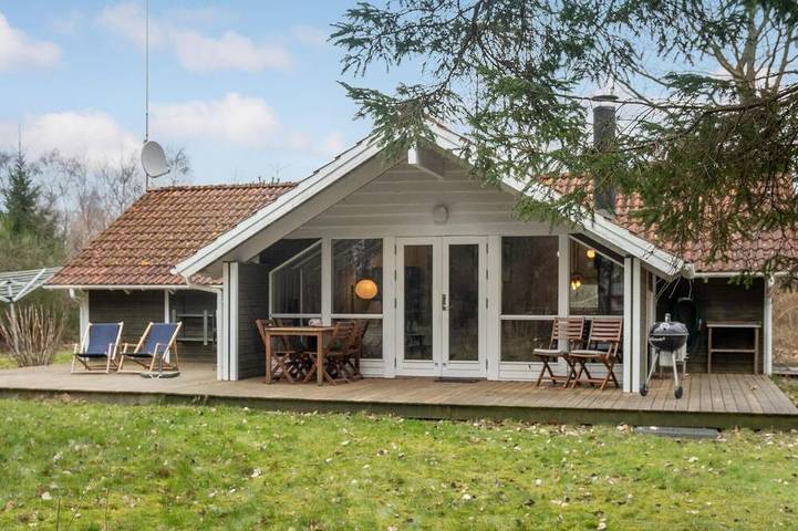 Ferienhaus für 6 Personen, mit Sauna und Garten in Gedser