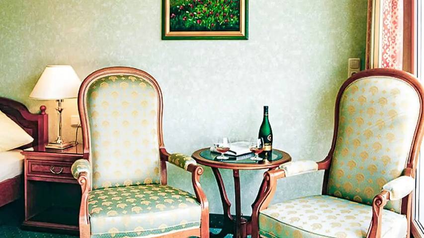 Ferienwohnung für 2 Personen, mit Sauna und Pool sowie Garten in Reichsburg Cochem - 4