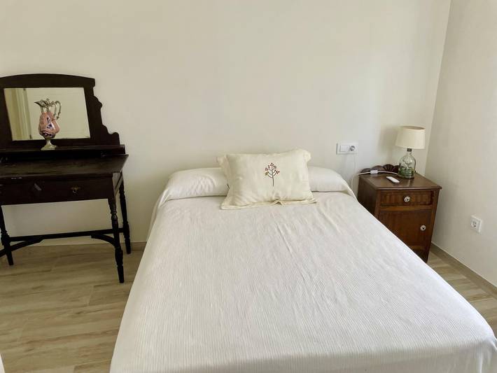 Casa de la Abuela Antonia: Charmante Maison au Cœur d'Iznájar, Près du Marais et de Sentiers de Randonnée in Iznájar, Sierras Subbéticas
