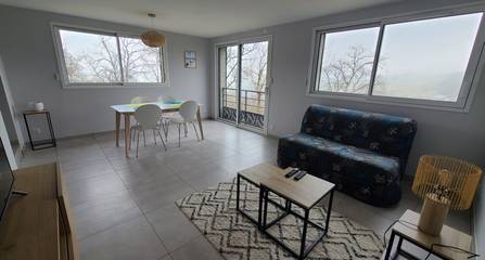Gîte pour 4 personnes, avec terrasse à Viuz-en-Sallaz