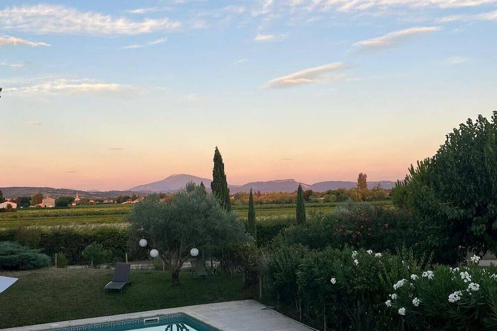 Mas provençal Xixe. Vue Mont Ventoux. Piscine. in Rochegude, Région de nyons
