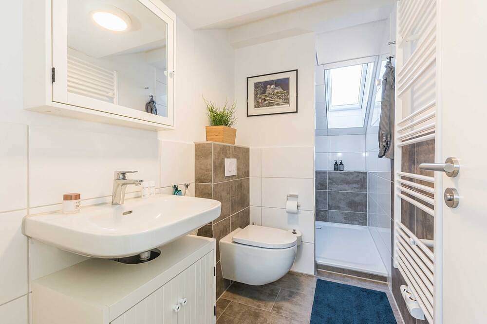 5 Sterne Ferienhaus direkt am See mit Sauna-Kamin-103m² - Ferienhaus Auszeit in Krakow am See, Mecklenburgische Seenplatte