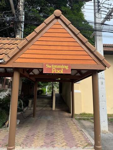 Location de vacances pour 3 personnes, avec jardin et piscine, animaux acceptés à Pattaya
