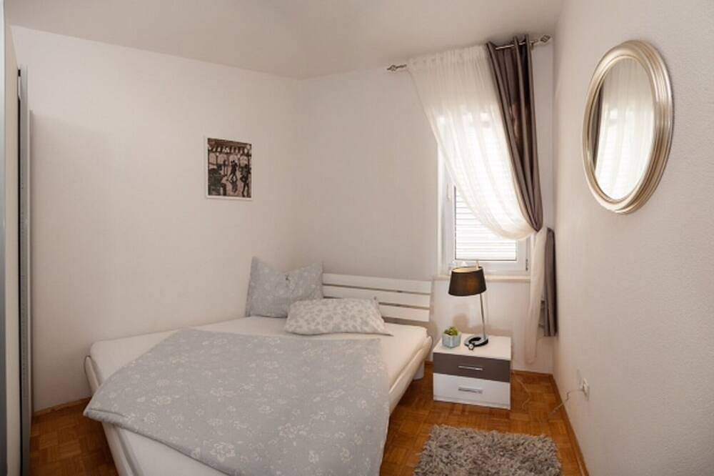 Luxus-Villa Dg - ideal für 16 Personen mit privatem Pool in Stobrec, Split-Dalmatien