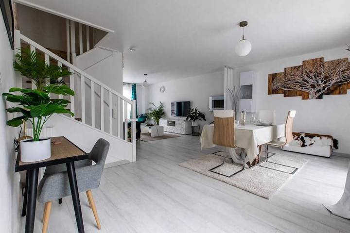 Gîte pour 8 personnes, avec jardin à L'Isle-Adam - 4
