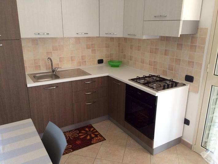 Location de vacances pour 8 personnes, avec piscine ainsi que jacuzzi et jardin, adapté aux familles à Campofelice di Roccella - 2