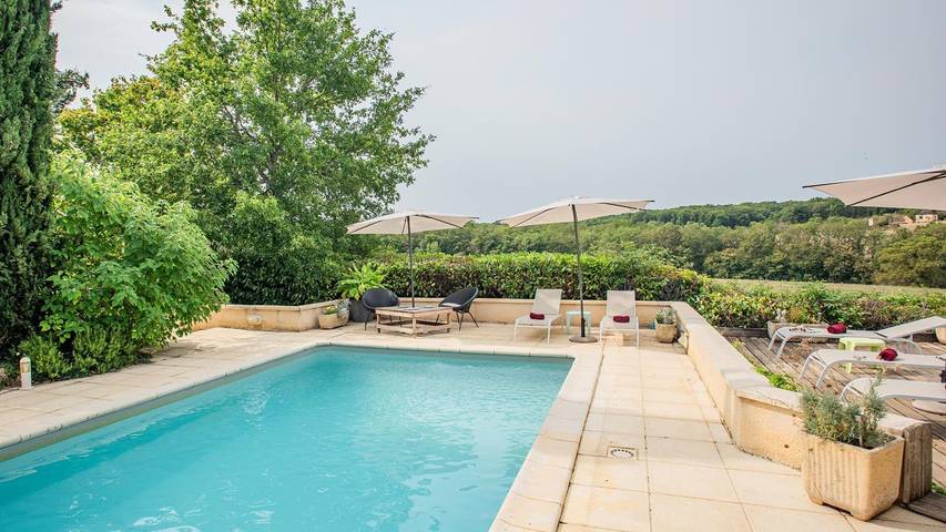 Maison de vacances pour 8 personnes, avec piscine ainsi que jardin et terrasse, animaux acceptés